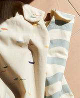 Sylvia sovepose, Pond Boats